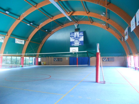 campo giochi coperto